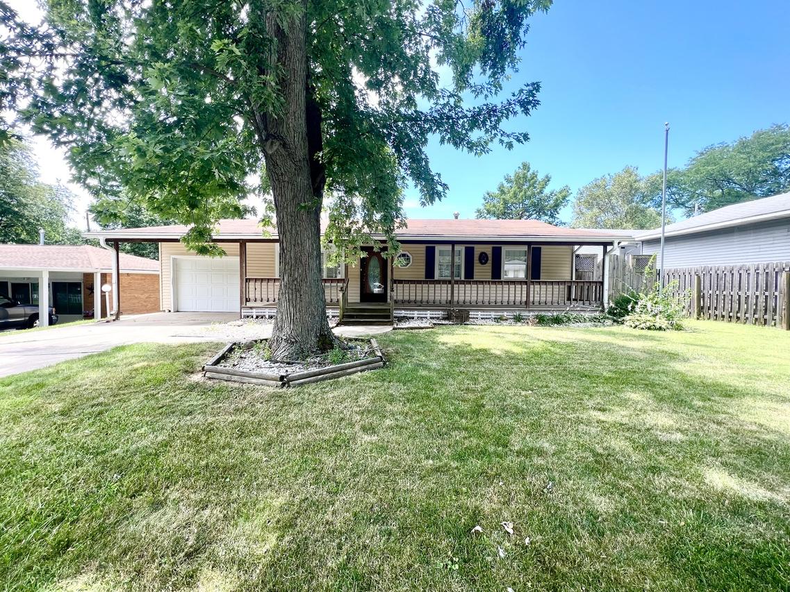 2409 Sharlyn Dr., Urbana, IL 61802