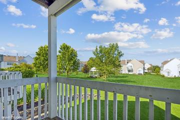 2246 S Lincoln St., Lombard, IL 60148