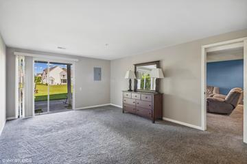 2246 S Lincoln St., Lombard, IL 60148