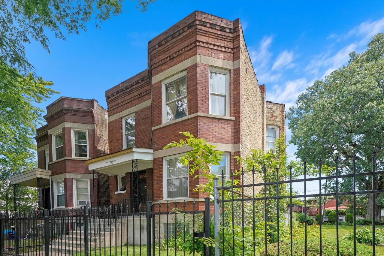 5529 S Hermitage Ave., Chicago, IL 60636