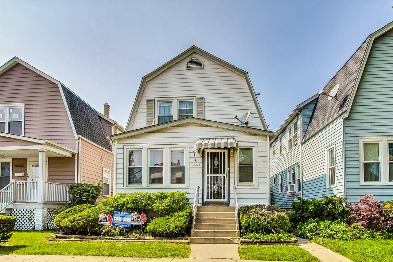 5204 N Ludlam Ave., Chicago, IL 60630