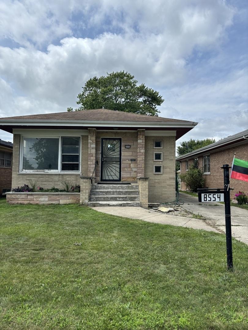 8554 S Michigan Ave., Chicago, IL 60619