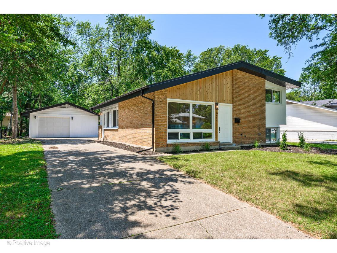 337 Winnebago St., Park Forest, IL 60466