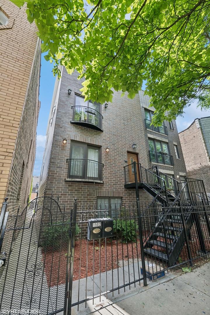 1502 N Artesian Ave. #2, Chicago, IL 60622