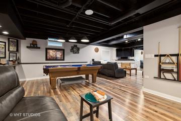 28618 N Champions Ct., Mundelein, IL 60060