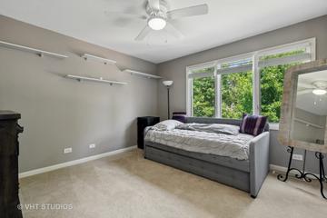 28618 N Champions Ct., Mundelein, IL 60060