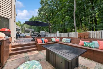 28618 N Champions Ct., Mundelein, IL 60060