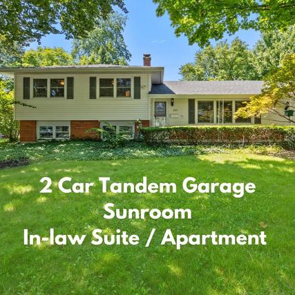 1125 Emerald Dr., Naperville, IL 60540