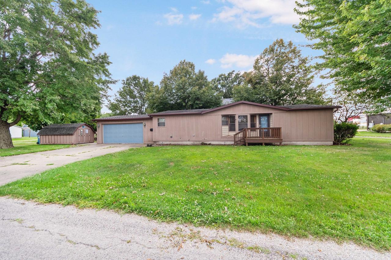 207 E 7th St., Minonk, IL 61760