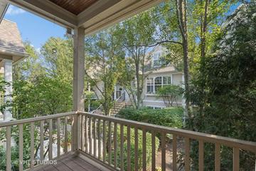 227 5th St., Libertyville, IL 60048