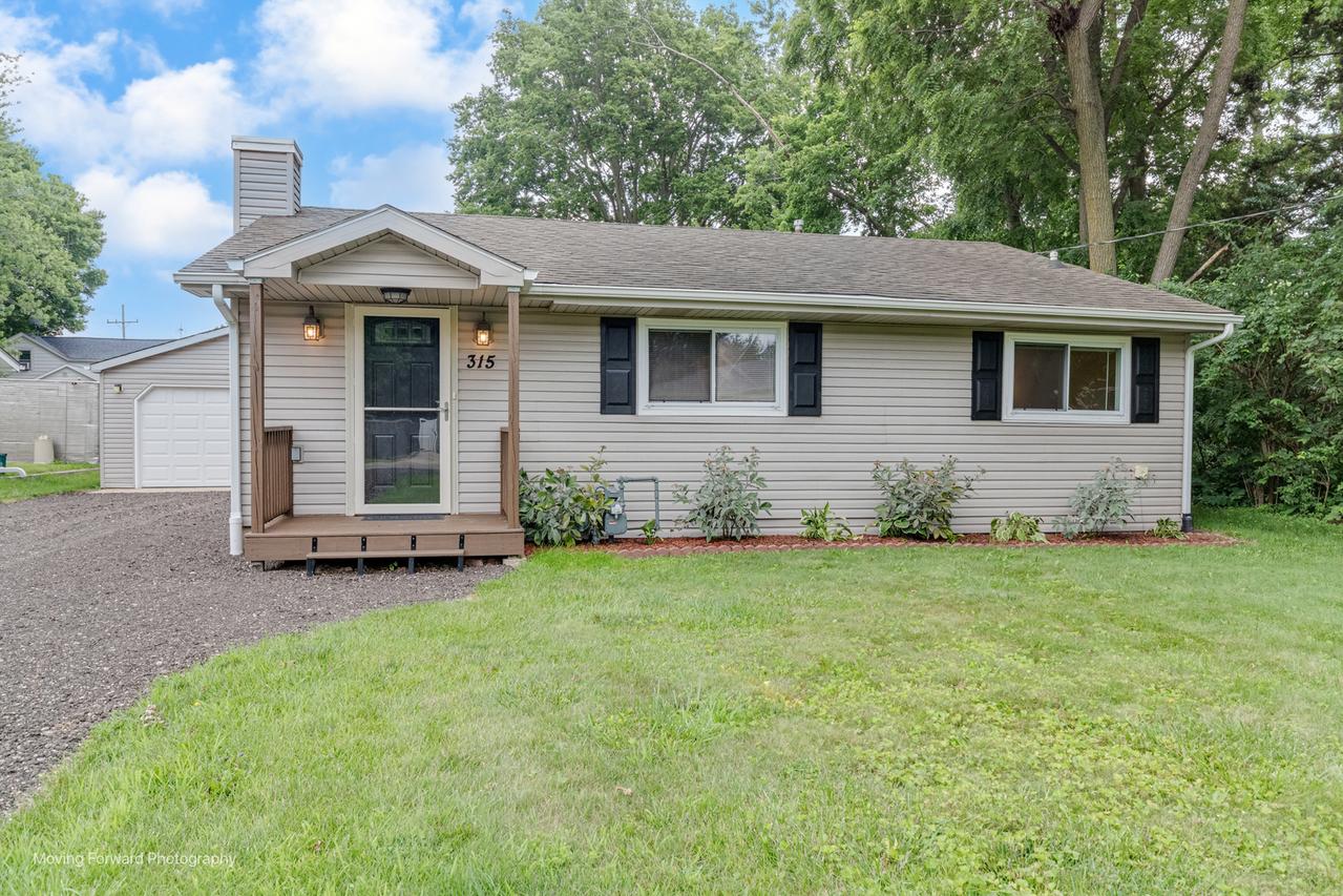 315 N Gage St., Somonauk, IL 60552