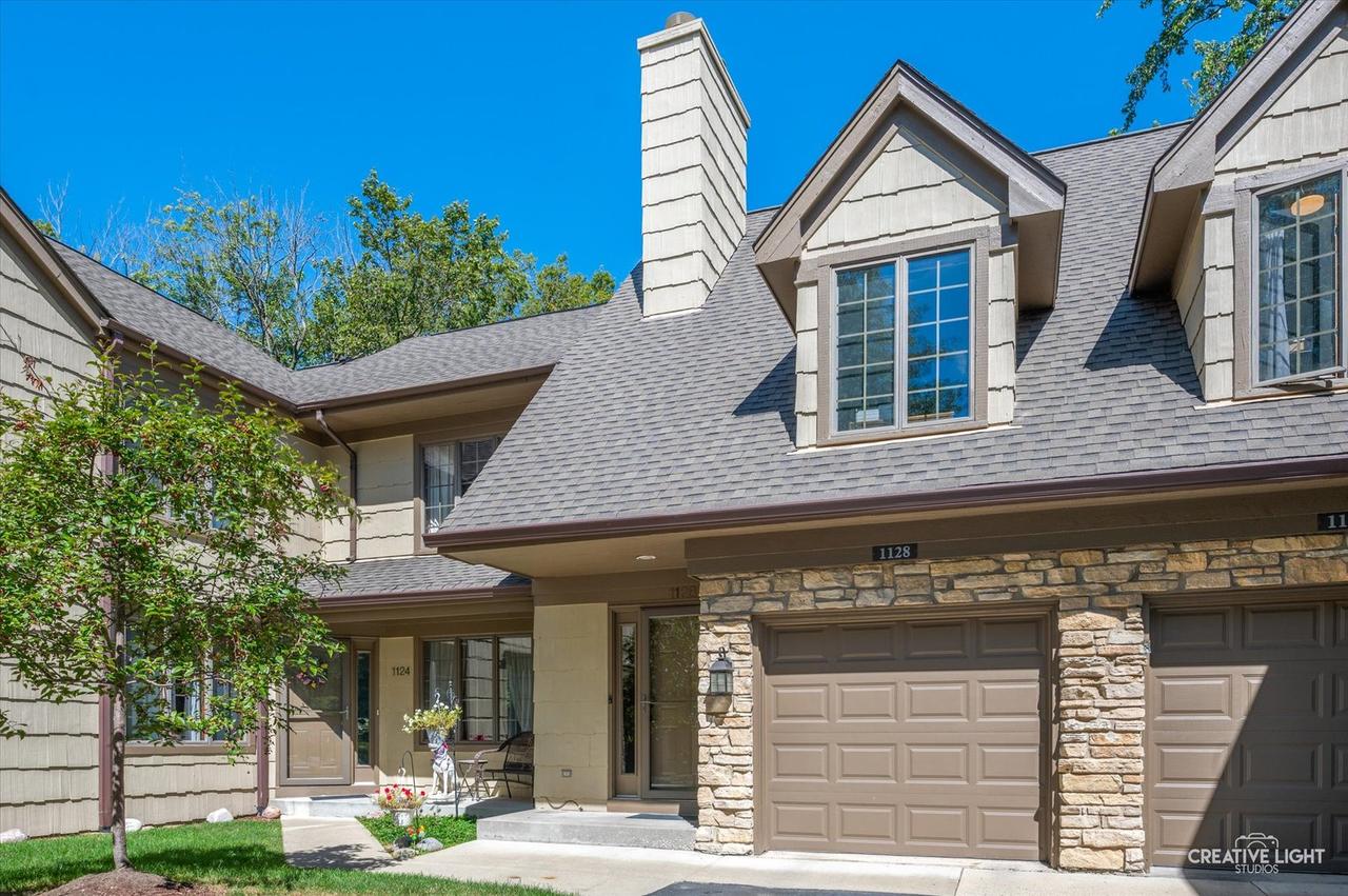 1128 Foxtail Ct., Darien, IL 60561