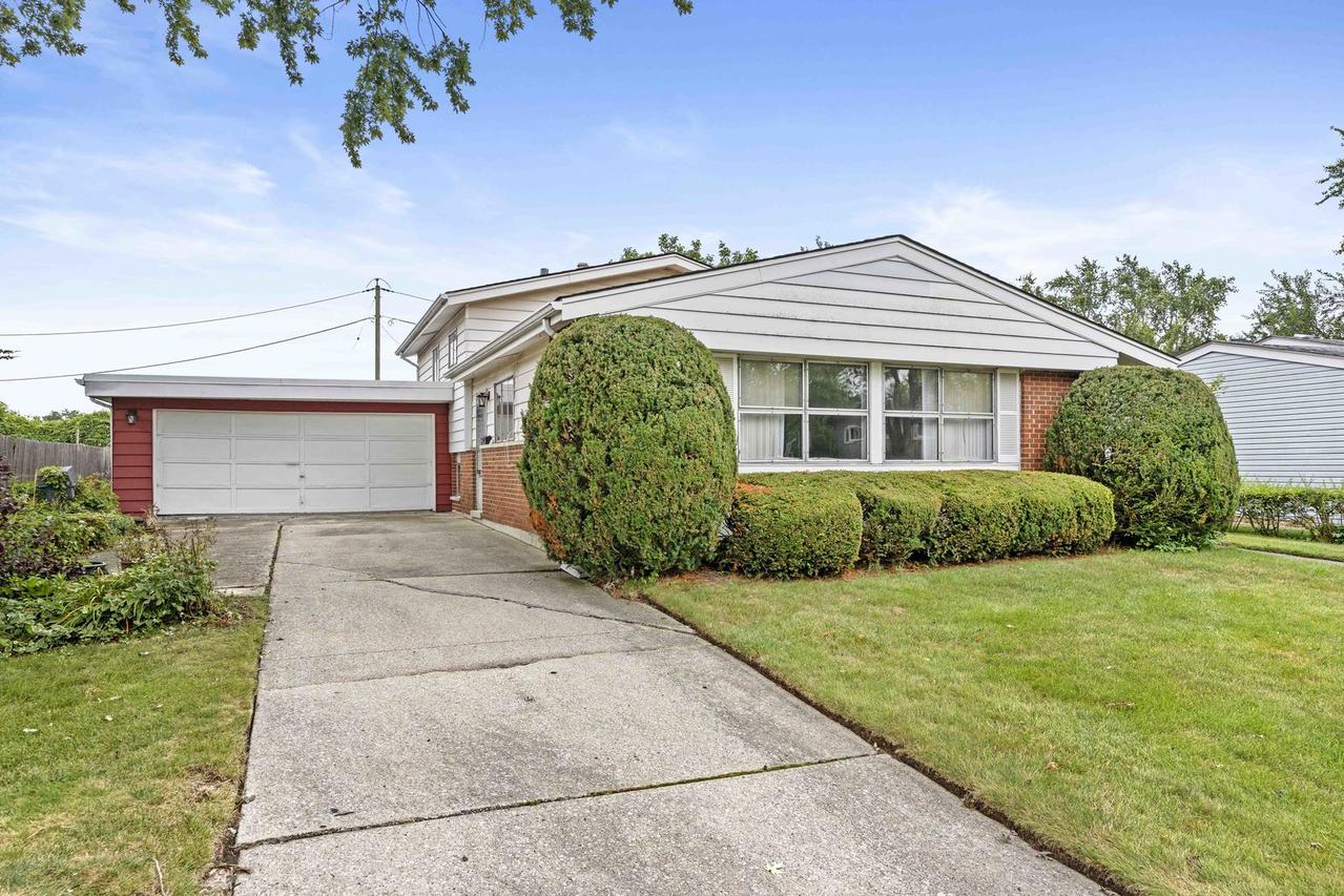 411 Indiana St., Park Forest, IL 60466
