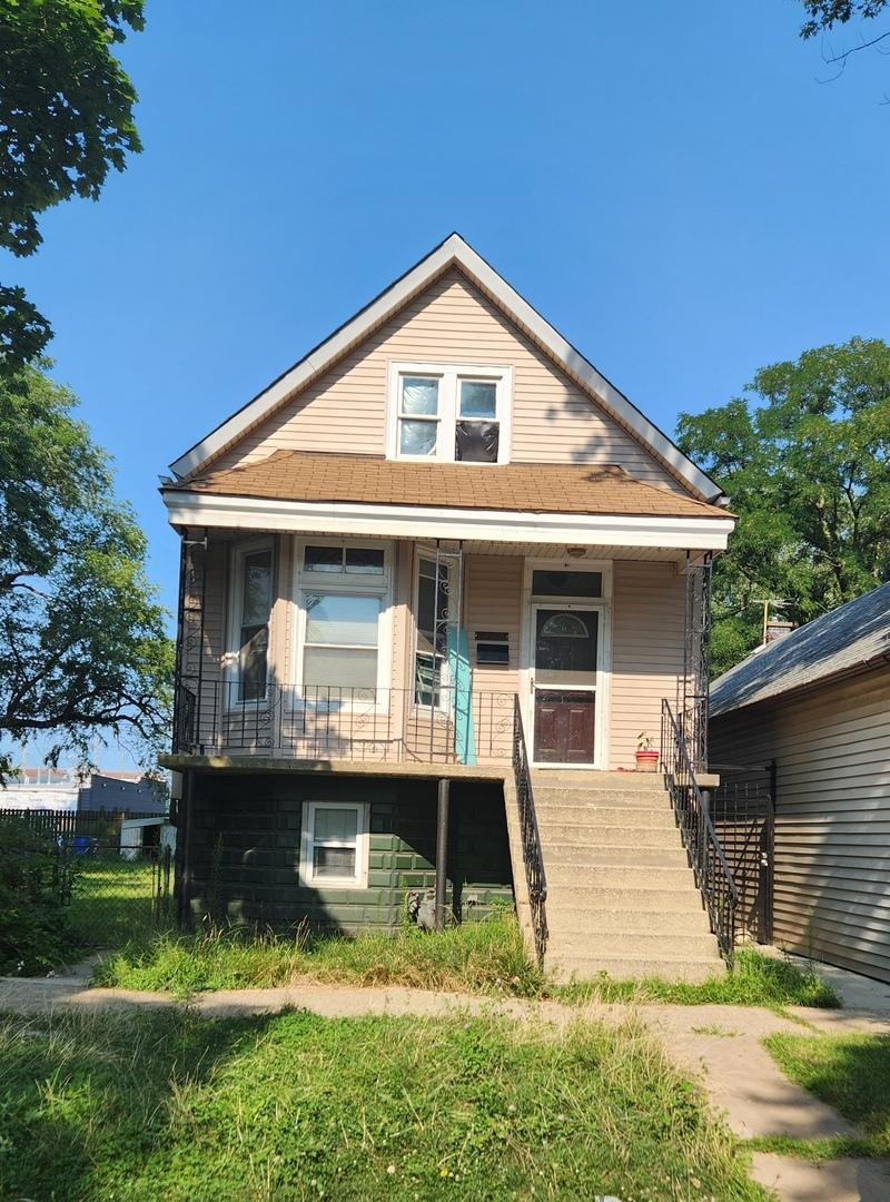 10748 S Buffalo Ave., Chicago, IL 60617