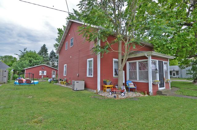 423 W Railroad St., Earlville, IL 60518