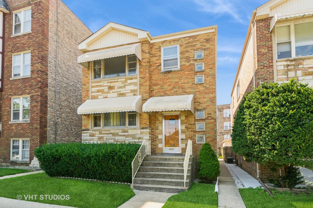 4845 W Roscoe St., Chicago, IL 60641
