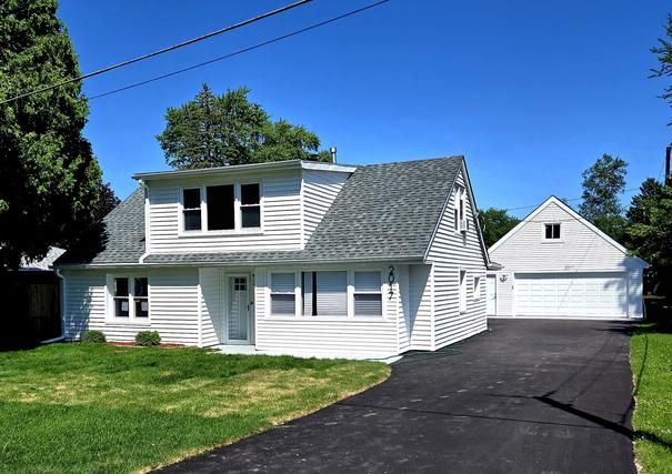 2017 Elizabeth Ave., Zion, IL 60099