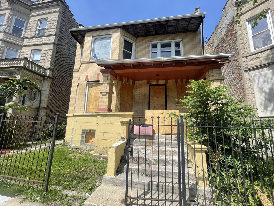1622 S Central Park Ave., Chicago, IL 60623