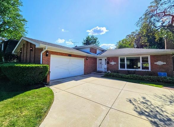 406 N Waterman Ave., Arlington Heights, IL 60004