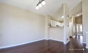 561 N Triumph Ct., Hainesville, IL 60073