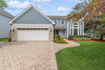 407 Cambridge Dr., Grayslake, IL 60030