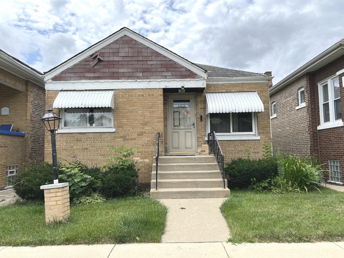 9132 S Ellis Ave., Chicago, IL 60619