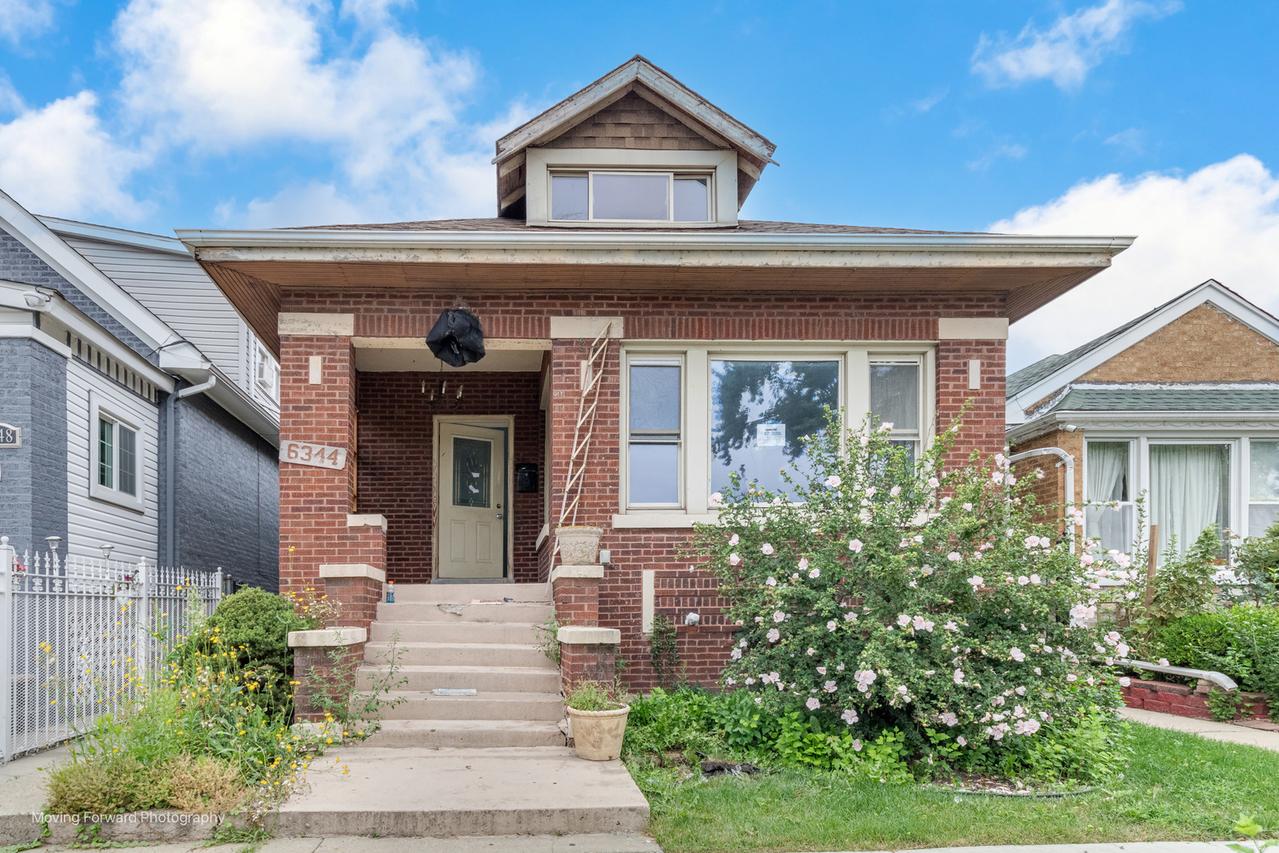 6344 S Mozart St., Chicago, IL 60629