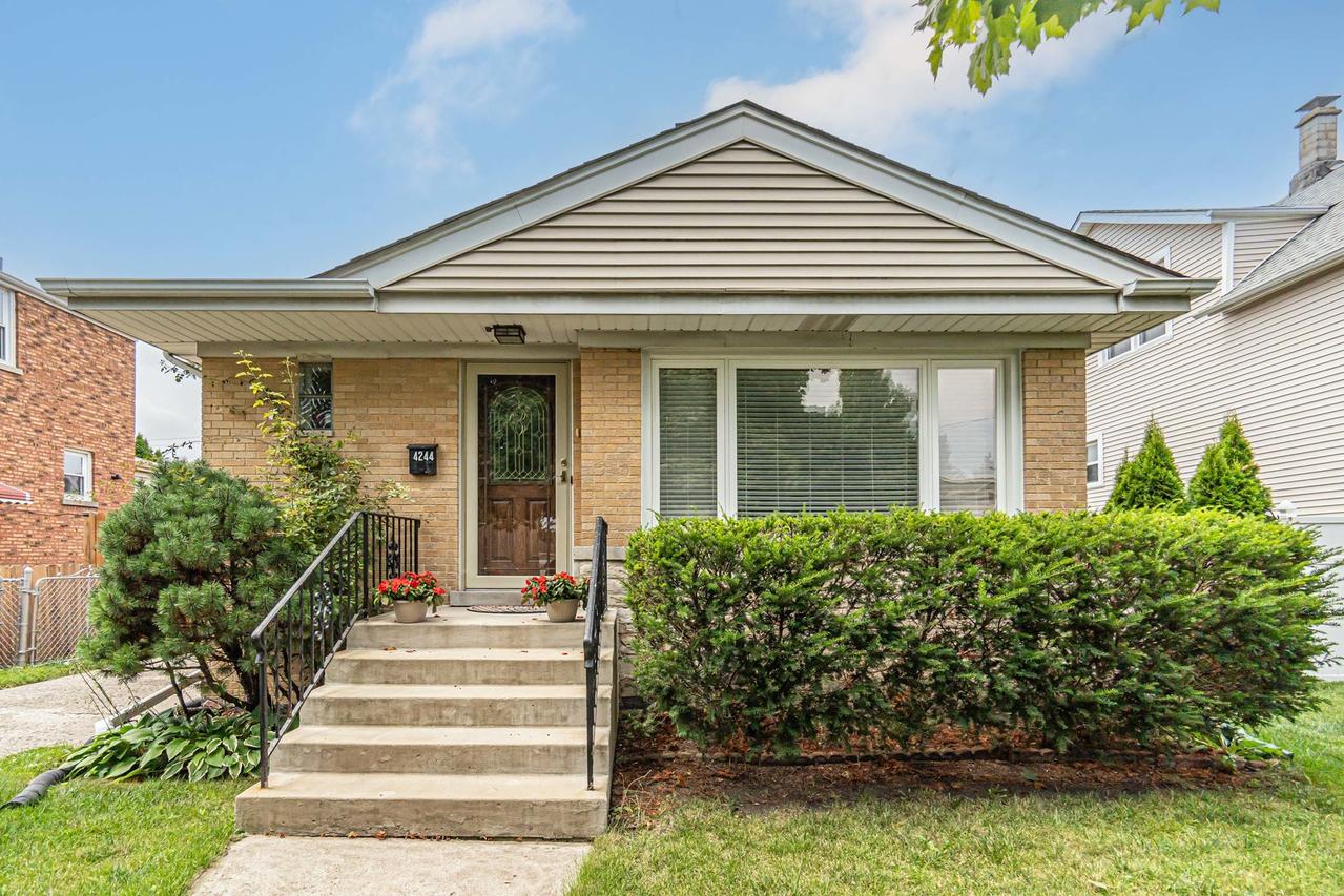4244 N Mobile Ave., Chicago, IL 60634