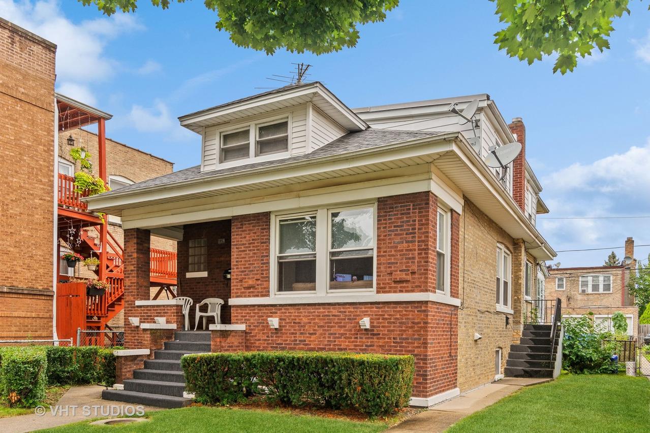 5852 W Wilson Ave., Chicago, IL 60630