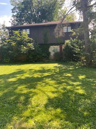 621 W Larkdale Ln., Mount Prospect, IL 60056
