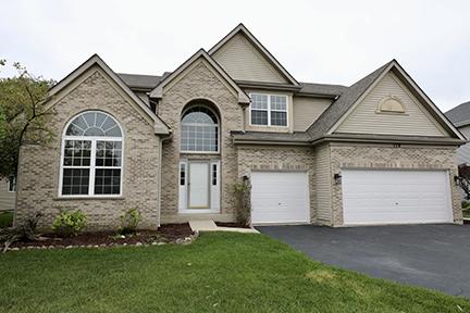 718 N Overlook Tr., Round Lake, IL 60073