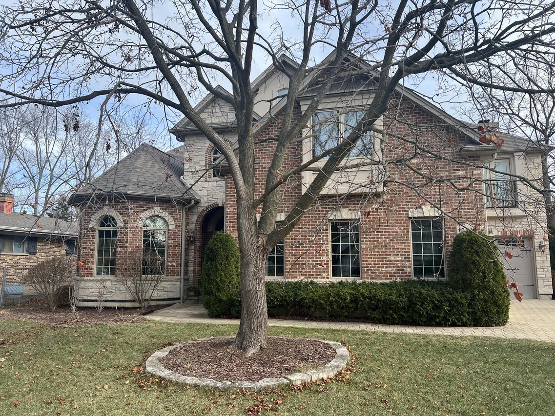 1841 Central Ave., Northbrook, IL 60062