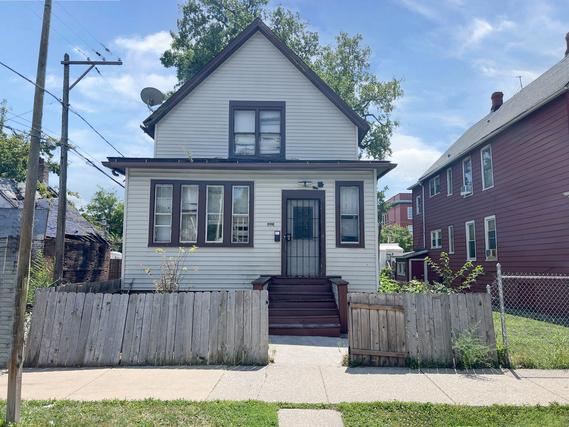 4815 W Huron St., Chicago, IL 60644
