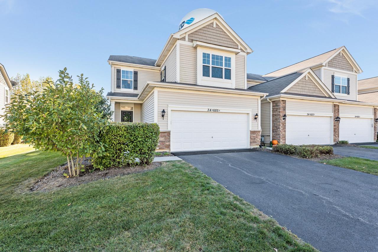 34W685 Roosevelt Ave. #A, St. Charles, IL 60174