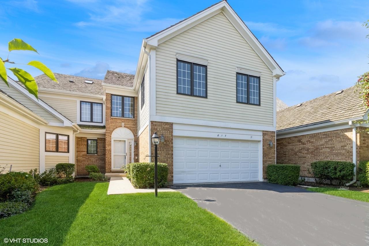 817 Braeman Ct., Libertyville, IL 60048