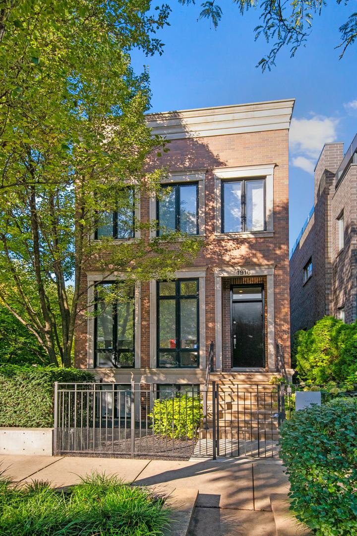 1916 N Honore St., Chicago, IL 60622
