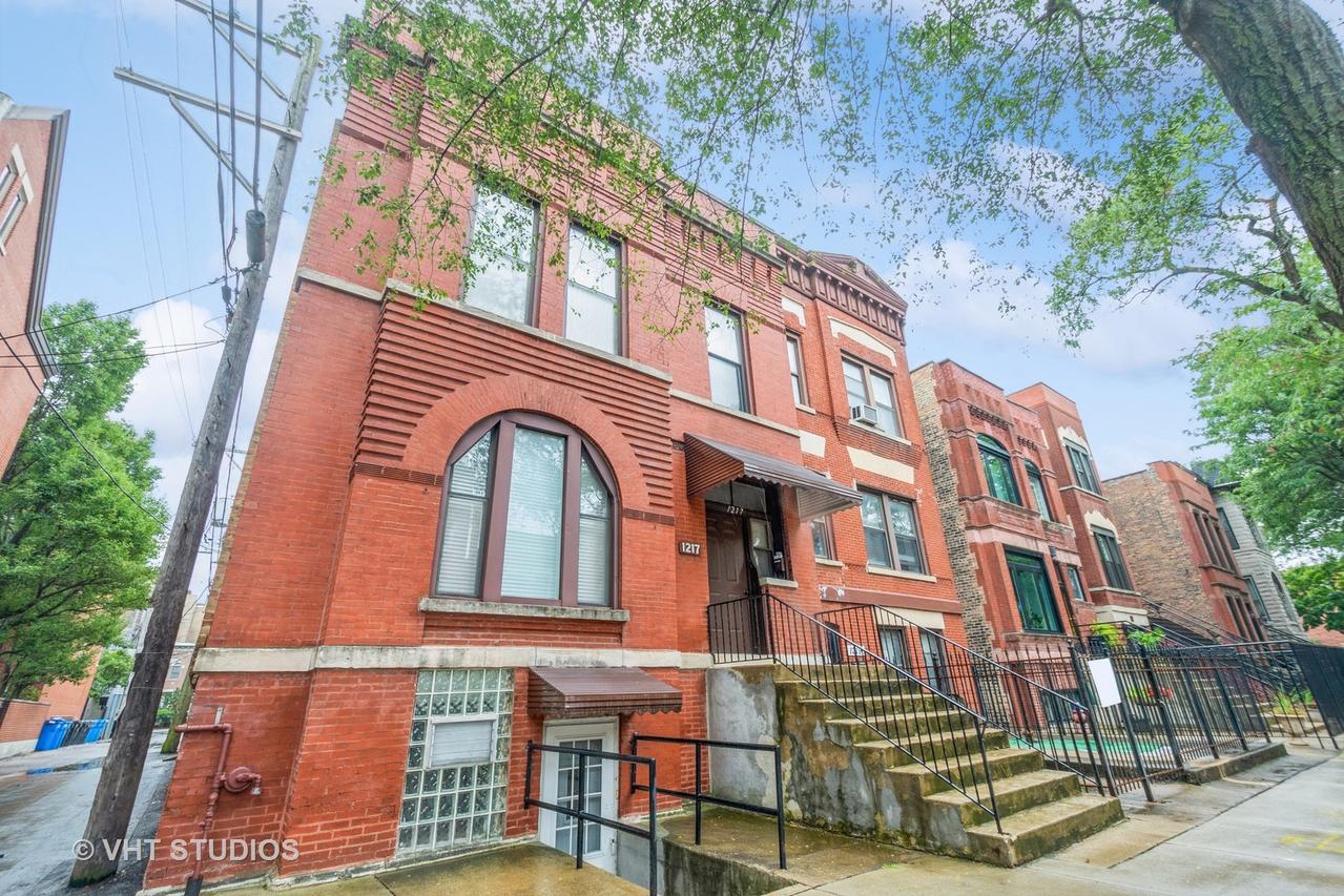 1217 W Flournoy St., Chicago, IL 60607