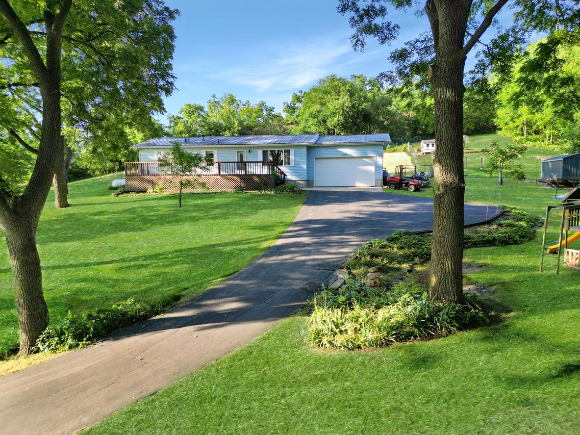 13003 N Hulbert Rd., Winslow, IL 61089