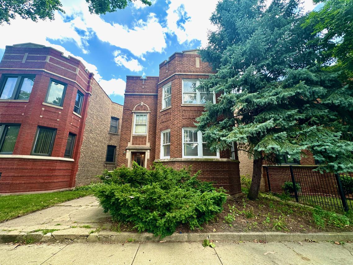 7353 S Martin Luther King Dr., Chicago, IL 60619