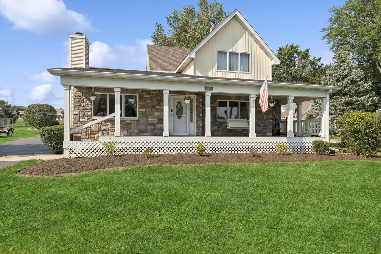 2112 Church St., Johnsburg, IL 60051