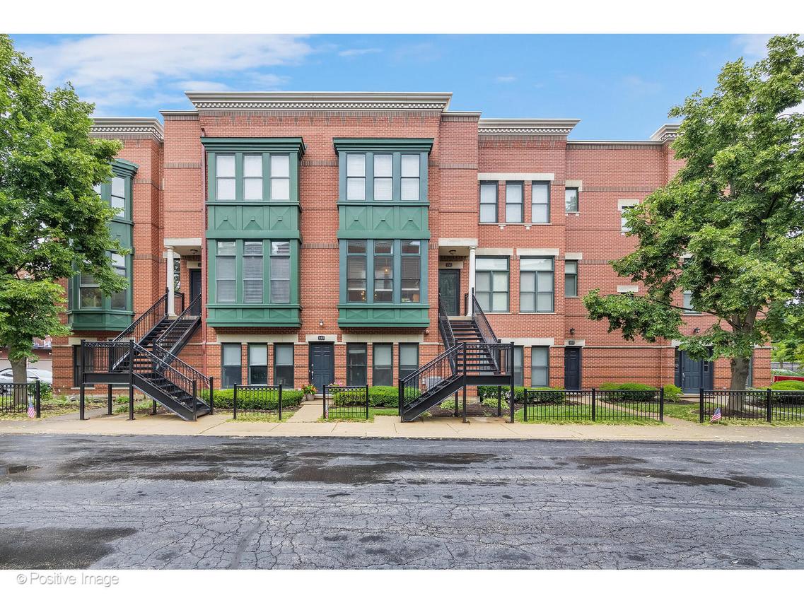 144 N Rose St., Palatine, IL 60067