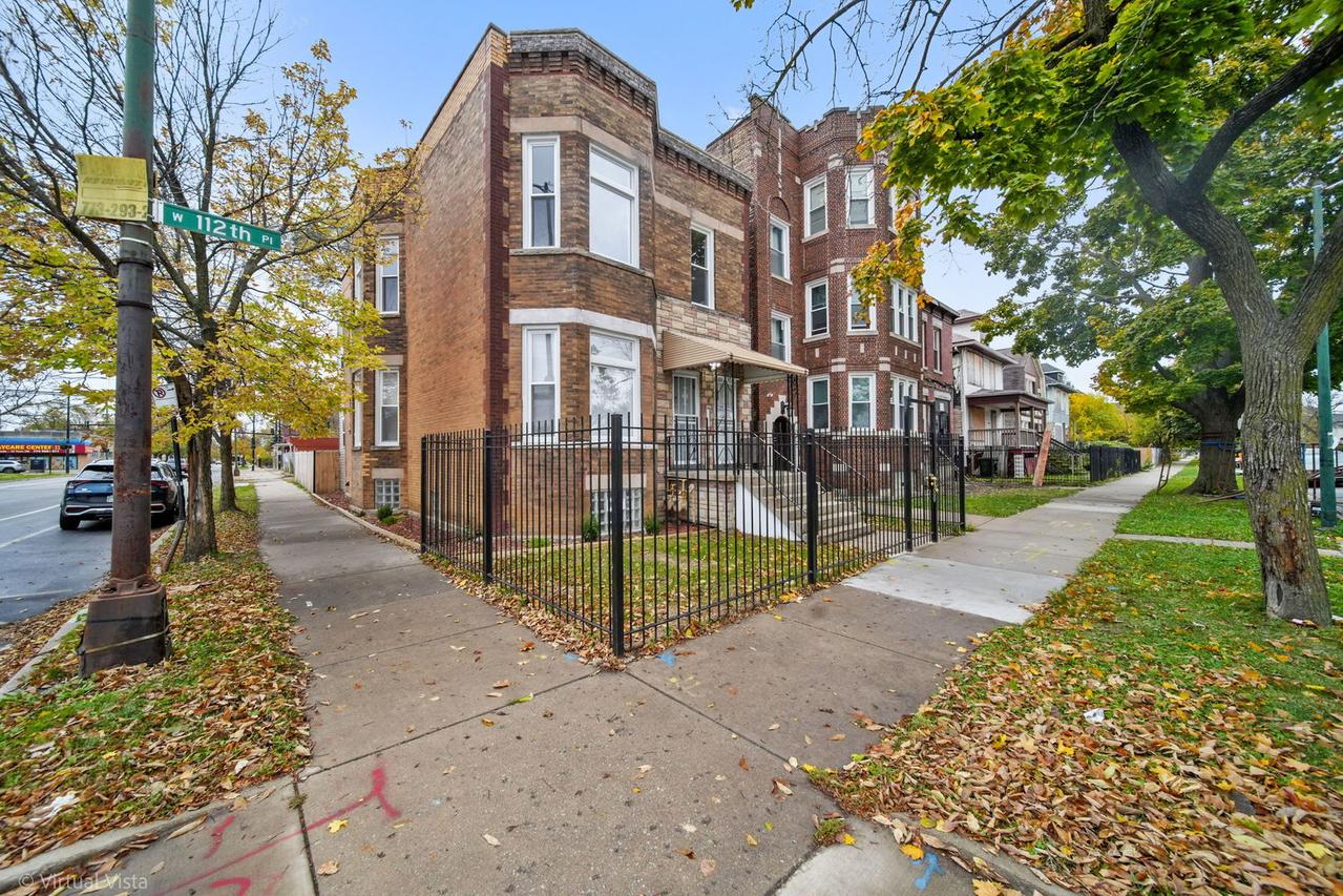 1 W 112th Pl., Chicago, IL 60628
