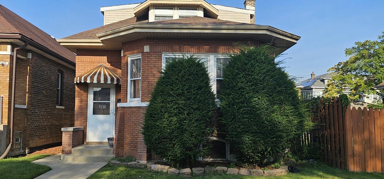 7230 S Fairfield Ave., Chicago, IL 60629