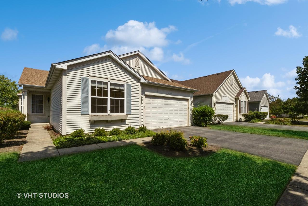 422 Enfield Ln., Grayslake, IL 60030