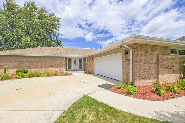 9836 Circle Pkwy., Palos Park, IL 60464
