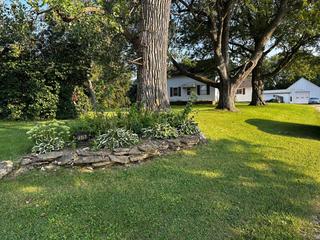 23757 Hazel Rd., Sterling, IL 61081