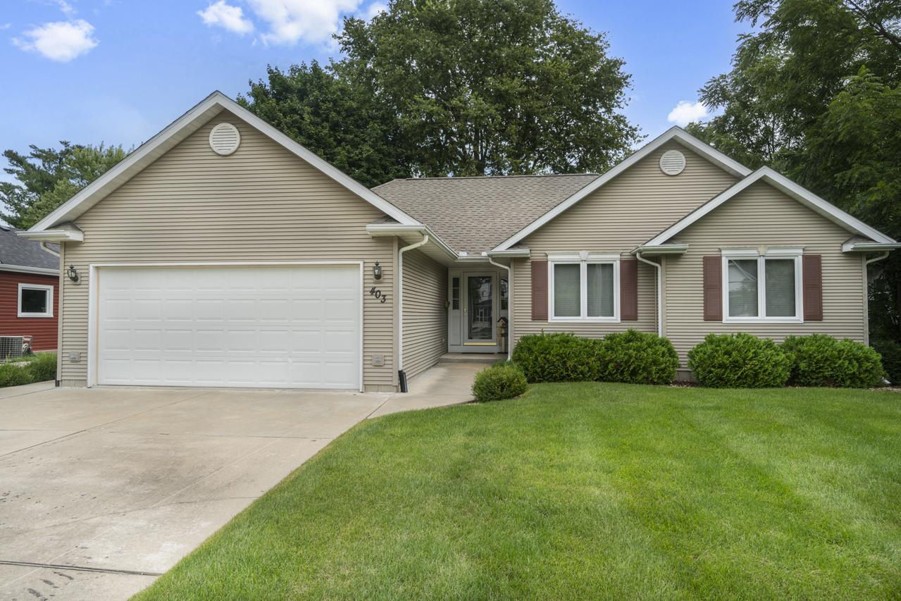 403 N 6th St., Oregon, IL 61061