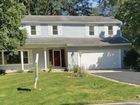 1207 Parkview Dr., Elgin, IL 60123