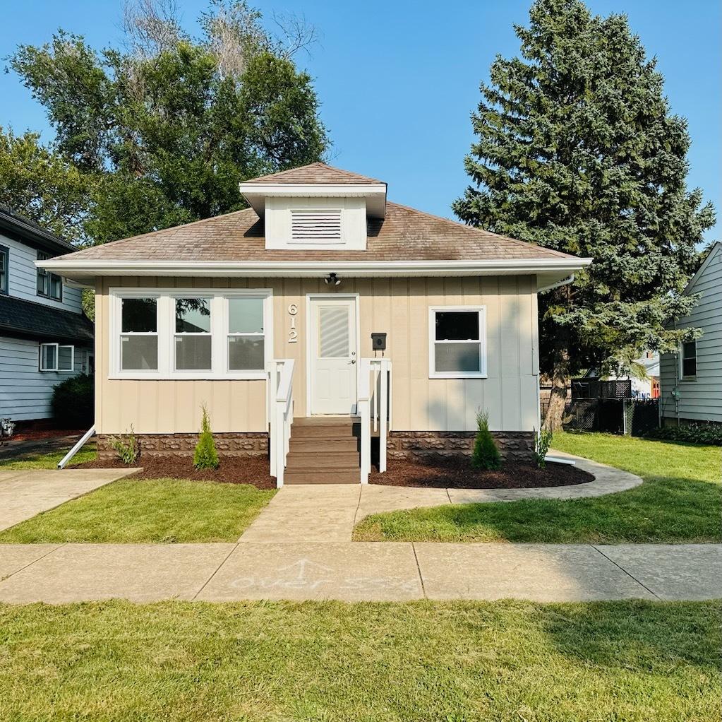 612 Clement St., Joliet, IL 60435