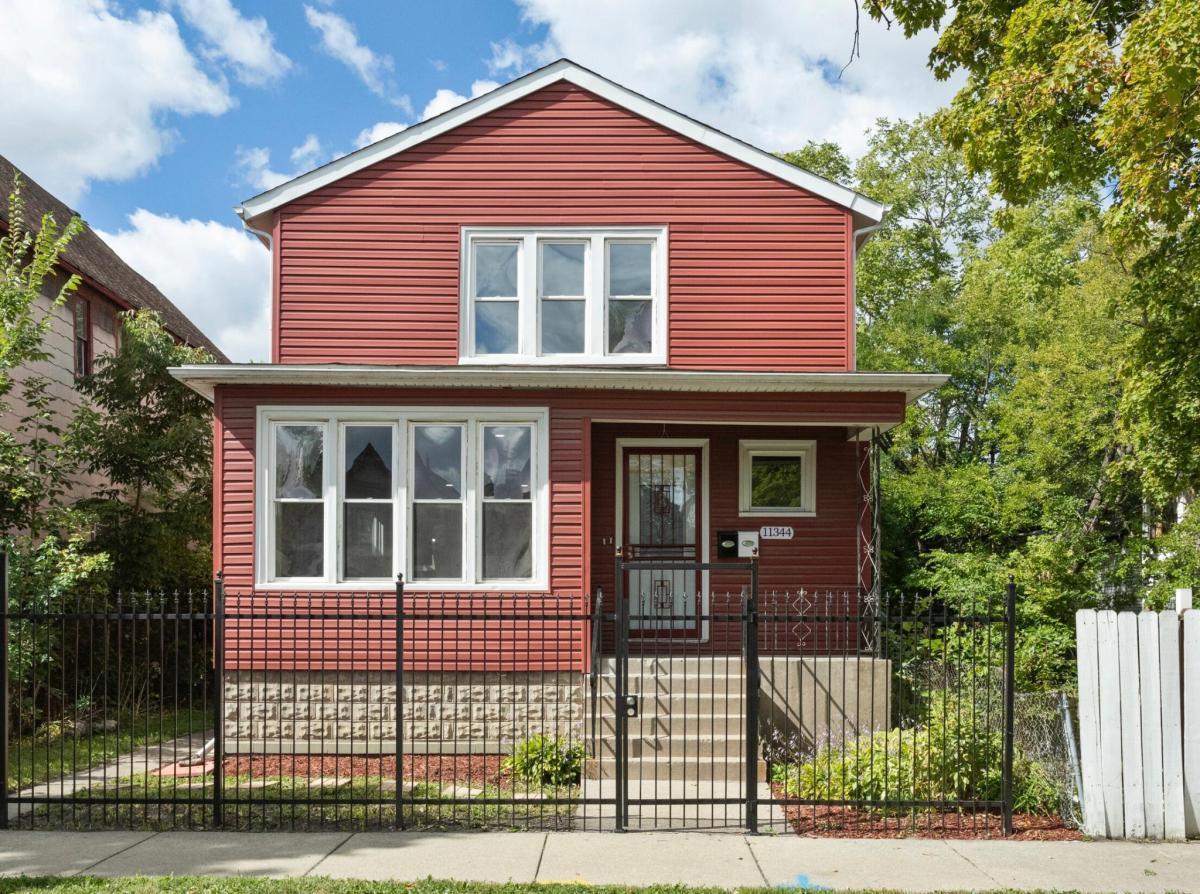 11344 S Edbrooke Ave., Chicago, IL 60628